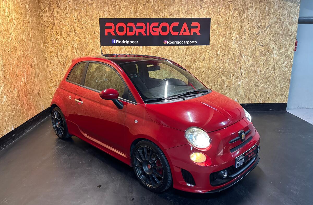 FIAT 500 1.4 T-Jet Abarth