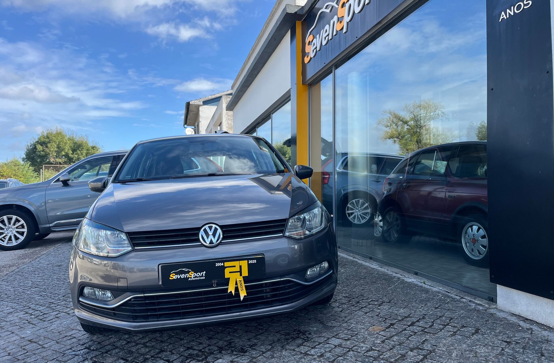 VOLKSWAGEN Polo 1.0 Confortline Nav