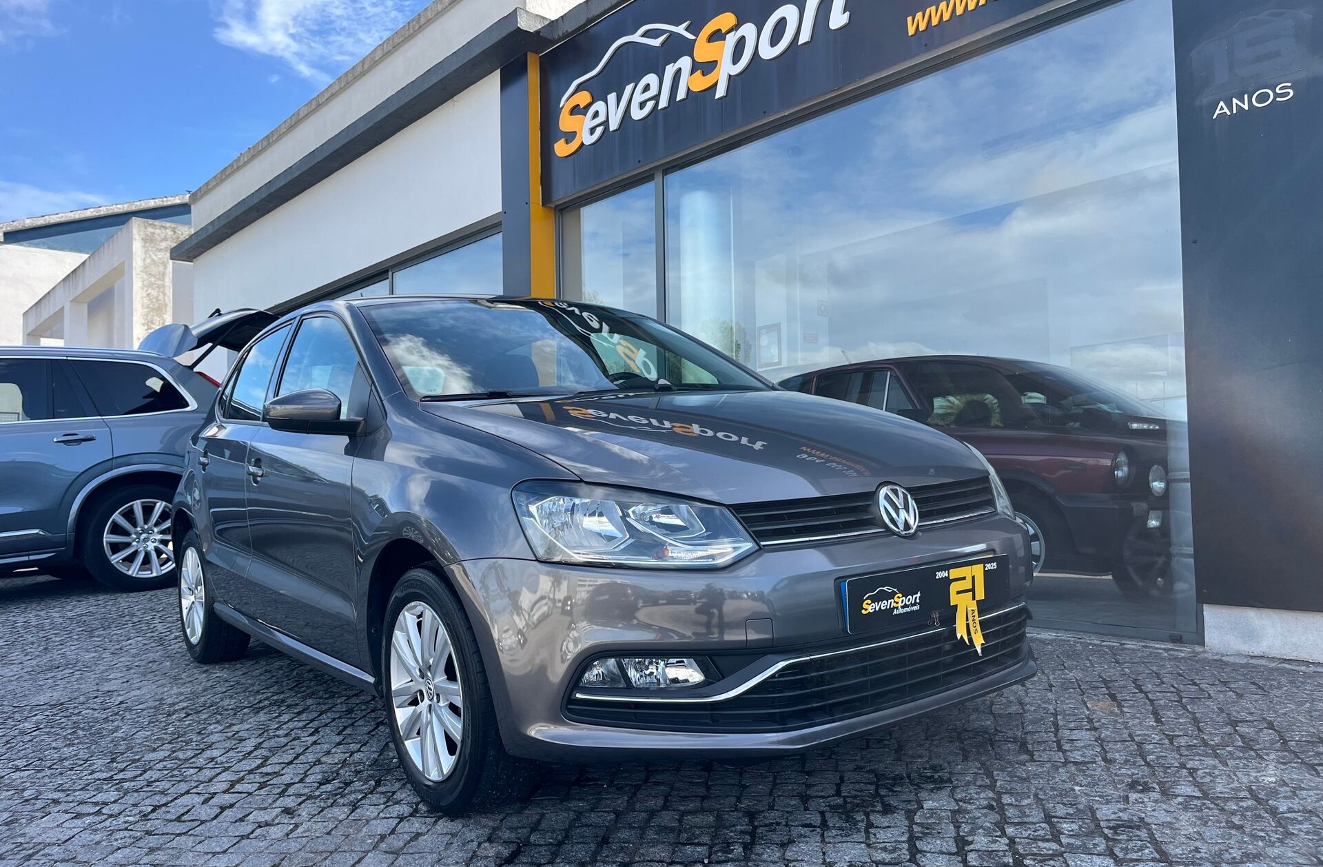 VOLKSWAGEN Polo 1.0 Confortline Nav