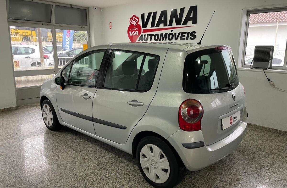 RENAULT Modus 1.2 Confort Privilège