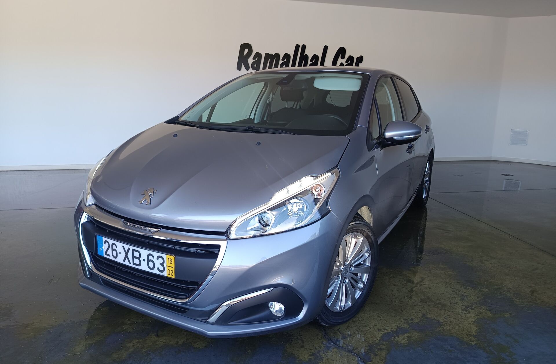 PEUGEOT 208 1.5 BlueHDi Signature