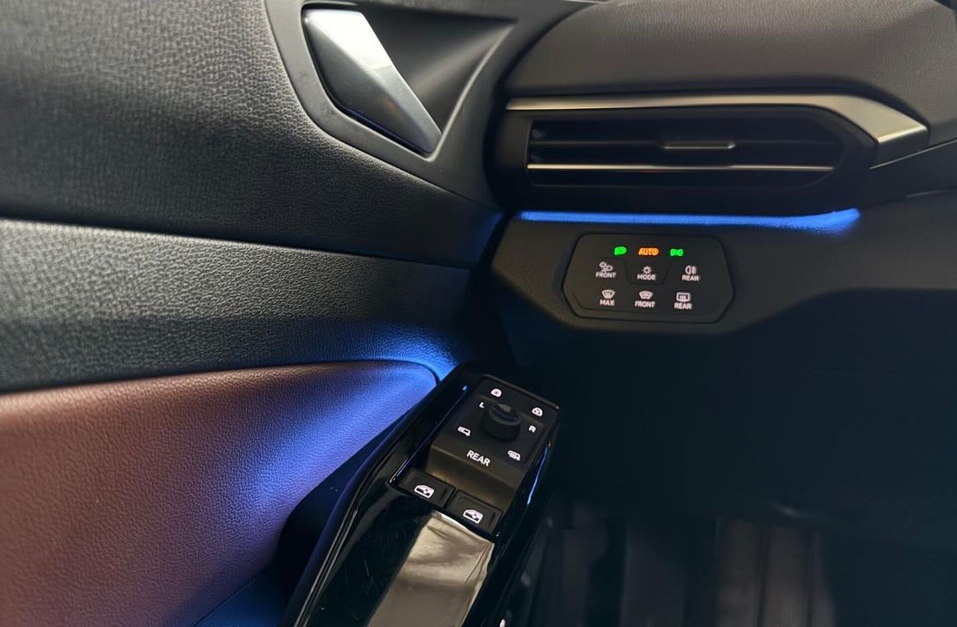 VOLKSWAGEN ID.4 77 kWh Pro Performance 1st Max