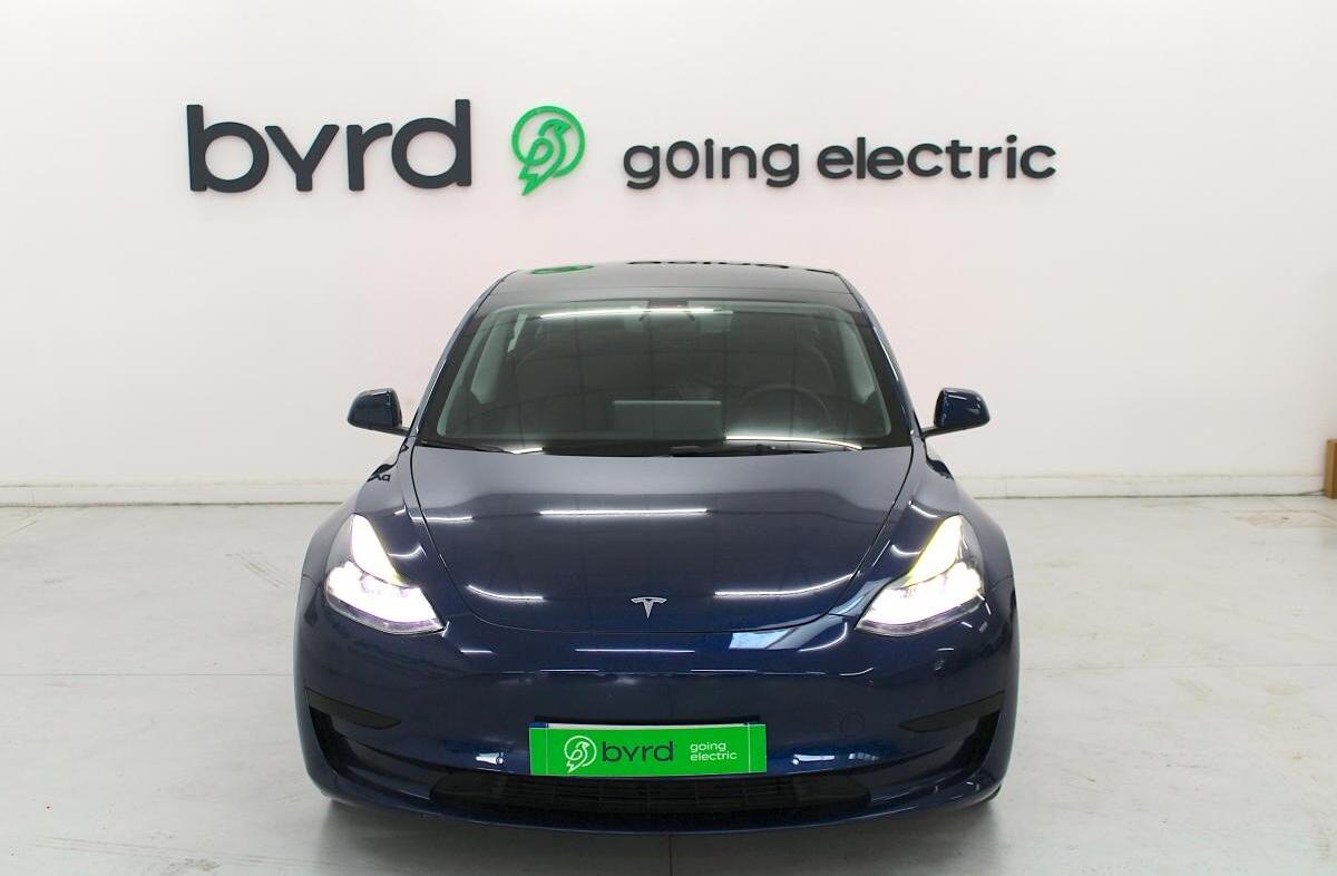 TESLA Model 3 Standard Range Plus RWD