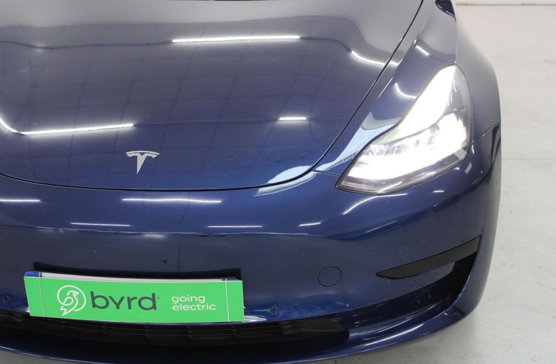 TESLA Model 3 Standard Range Plus RWD