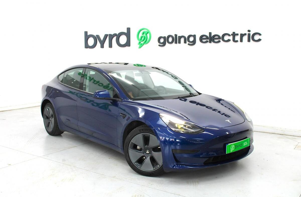 TESLA Model 3 Standard Range Plus RWD