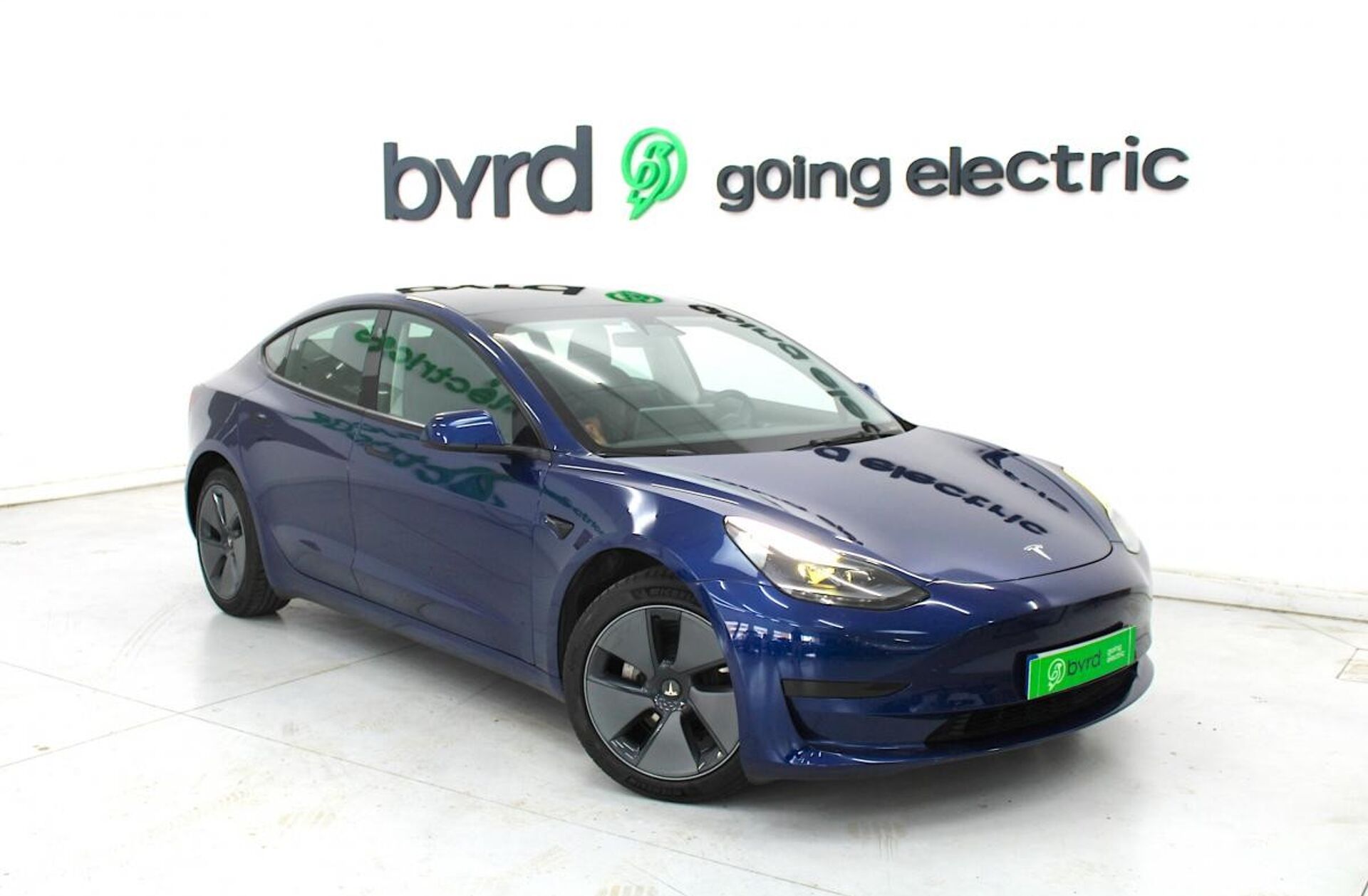 TESLA Model 3 Standard Range Plus RWD