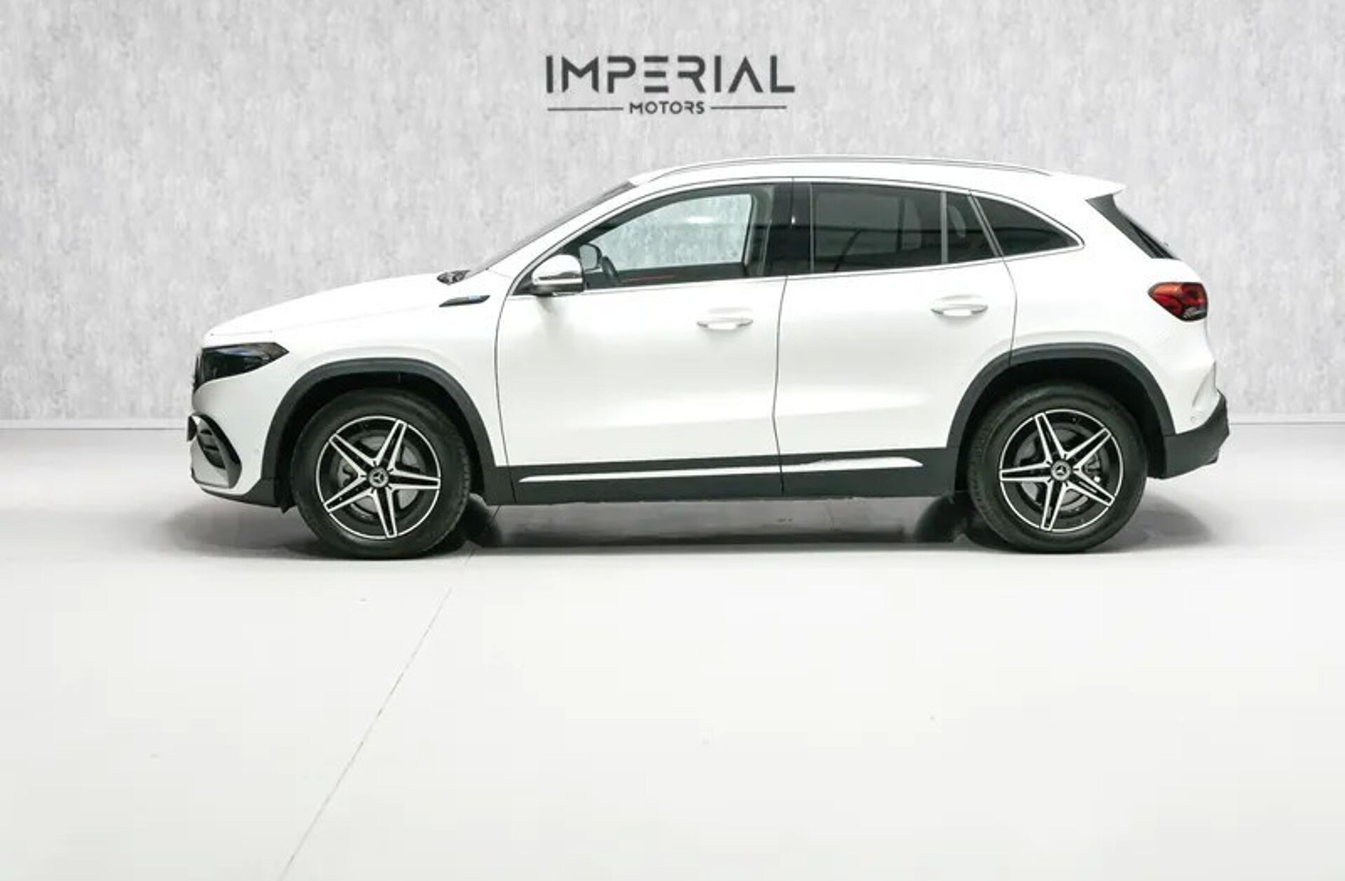 MERCEDES EQA 250 AMG Line