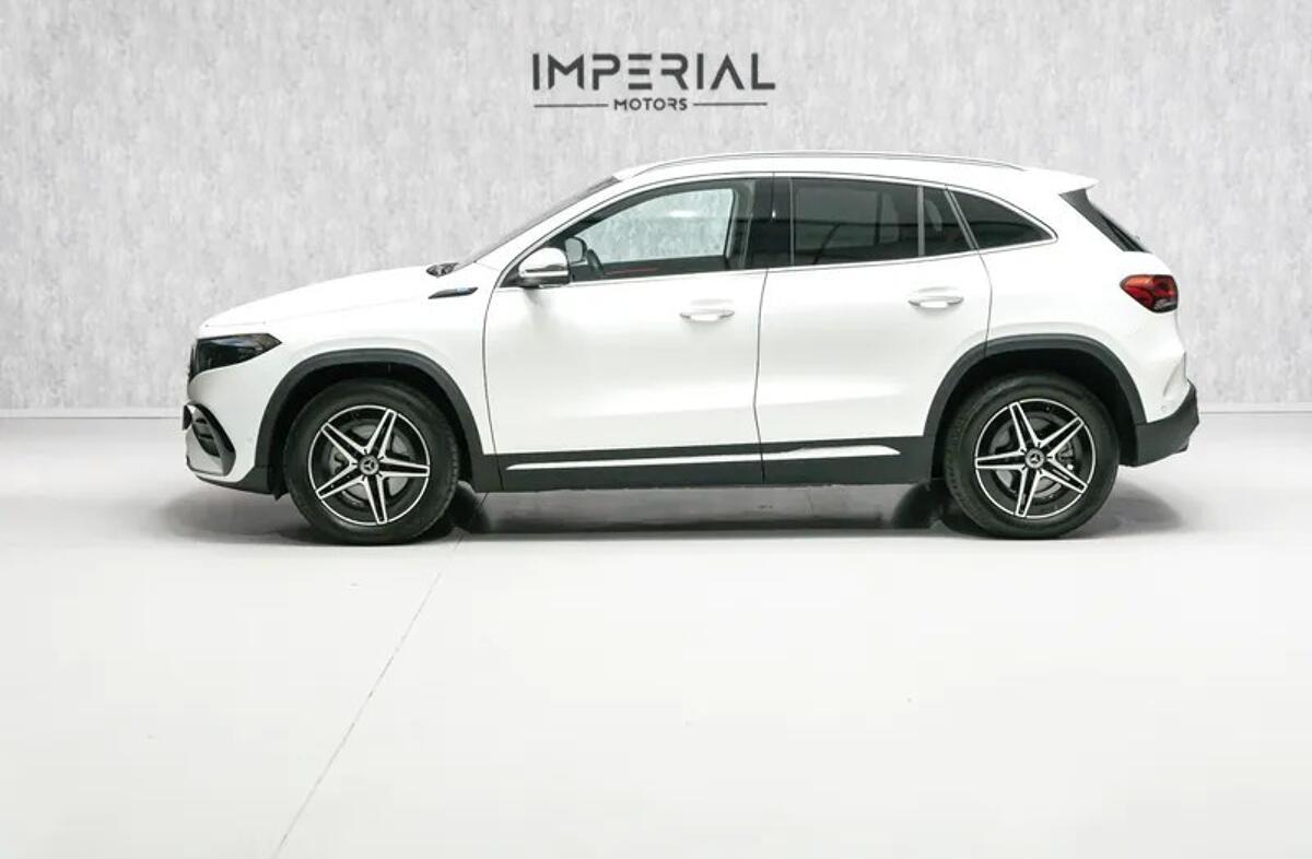 MERCEDES EQA 250 AMG Line