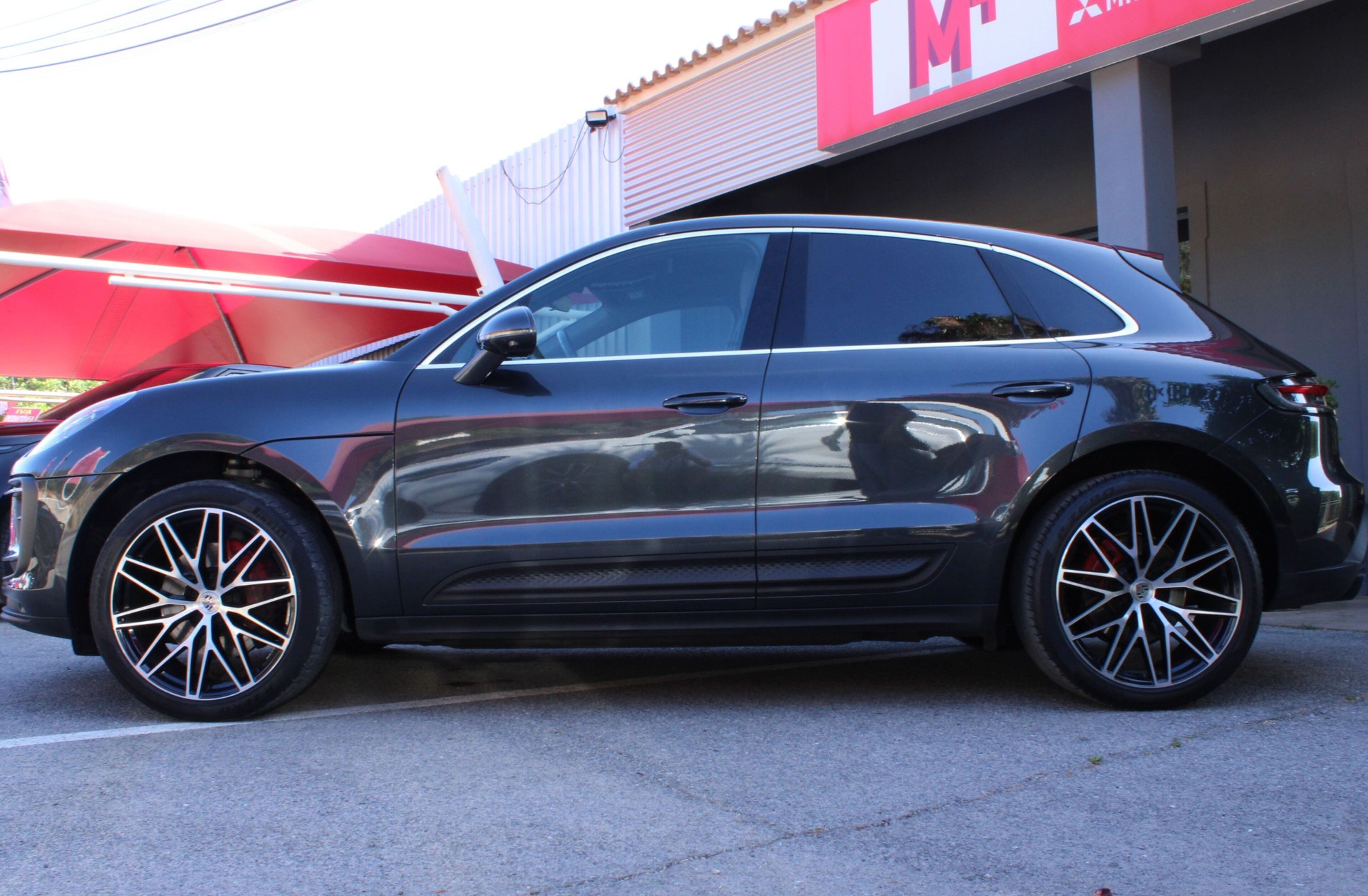 PORSCHE Macan S