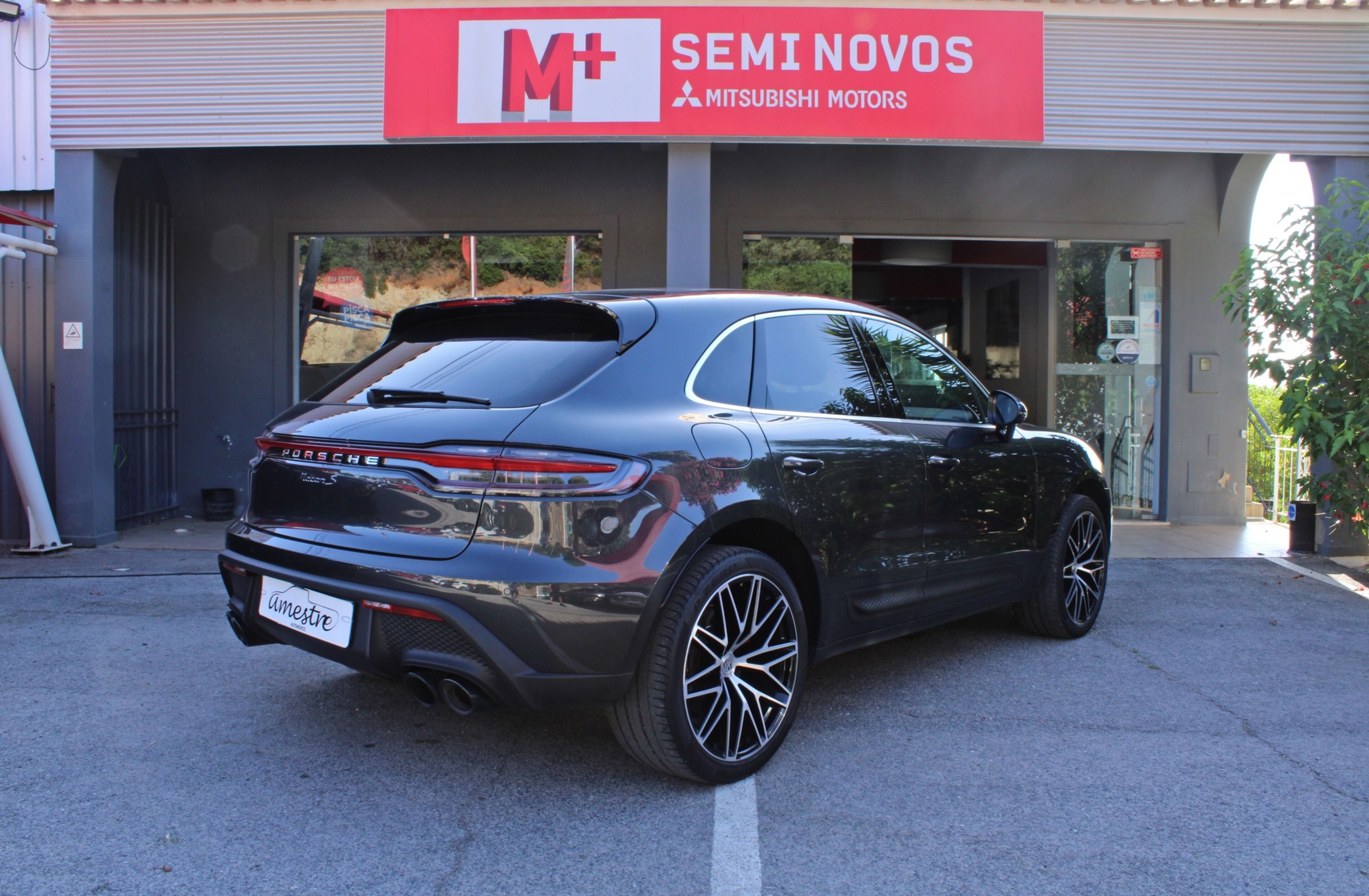 PORSCHE Macan S