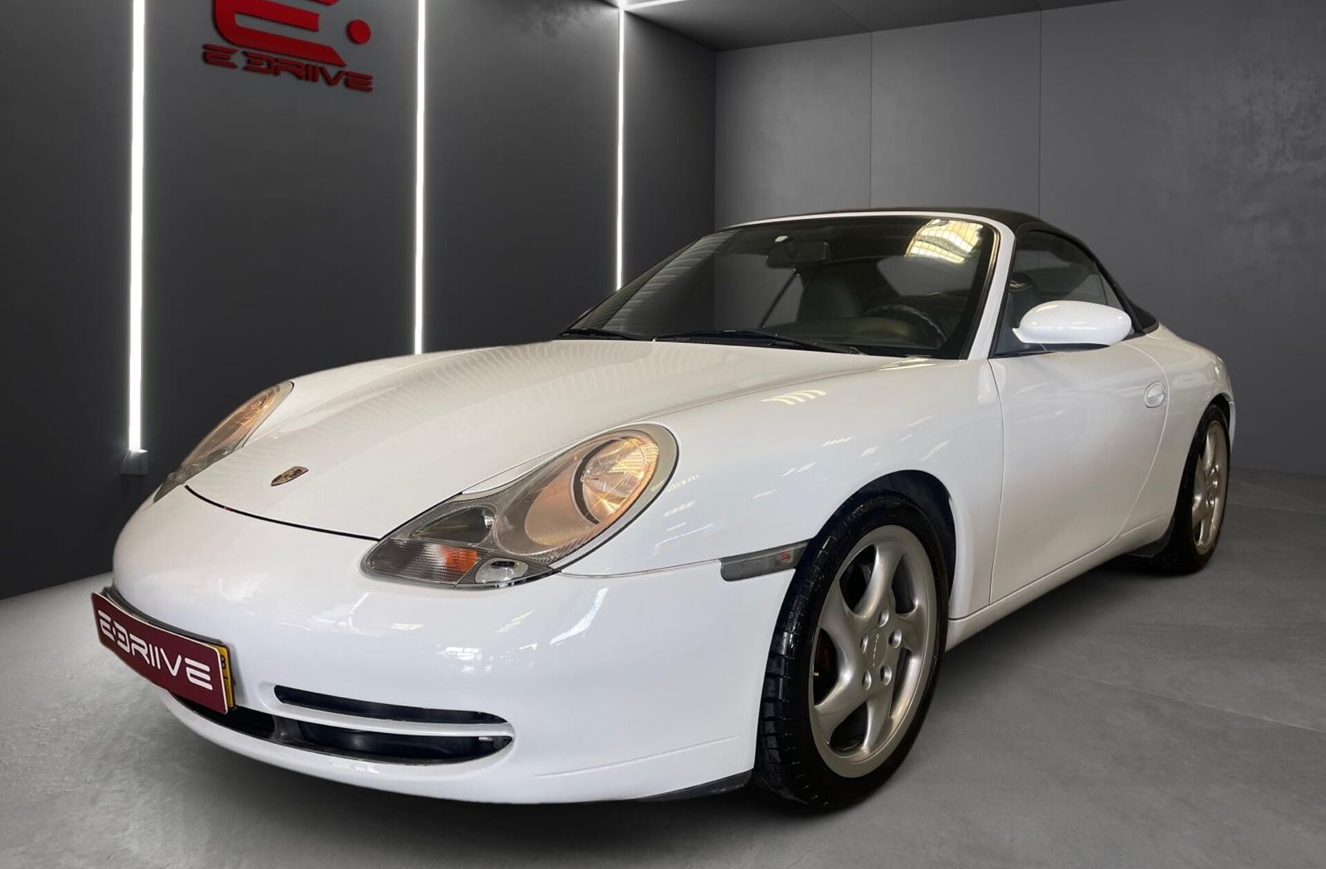 PORSCHE 911 Carrera Coupé