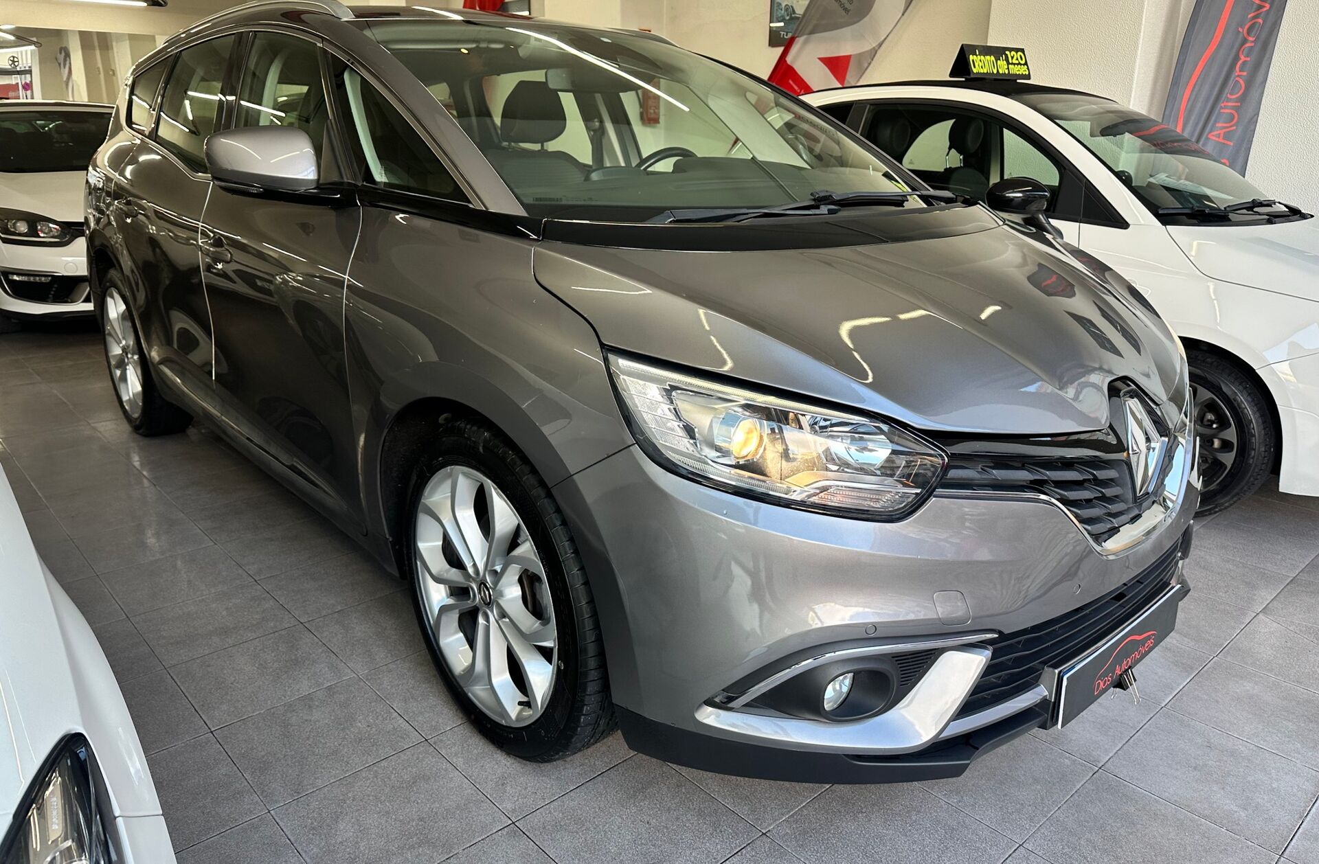 RENAULT Scénic G. 1.5 dCi Intens EDC SS