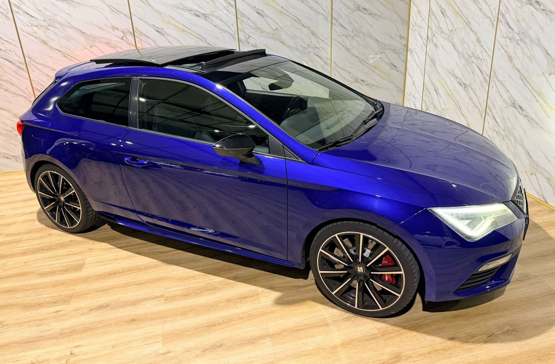 SEAT Leon 2.0 TSI Cupra DSG S/S