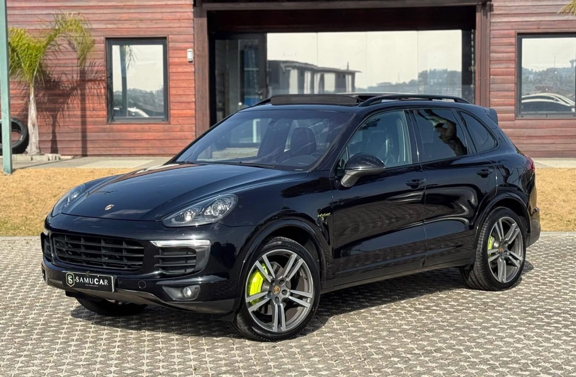 PORSCHE Cayenne S E-Hybrid Platinum Edition