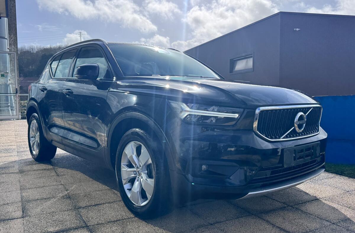 VOLVO XC40 1.5 T3 Momentum