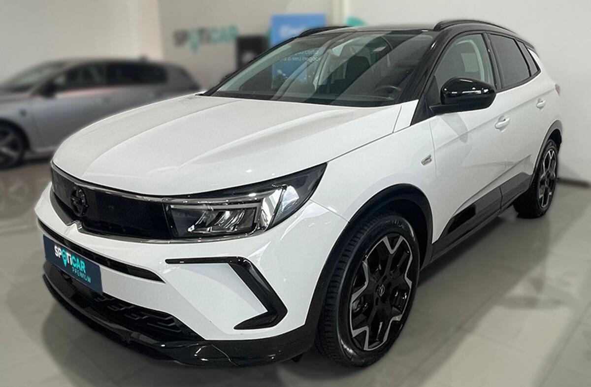 OPEL Grandland 1.2 Hybrid GS eDCT