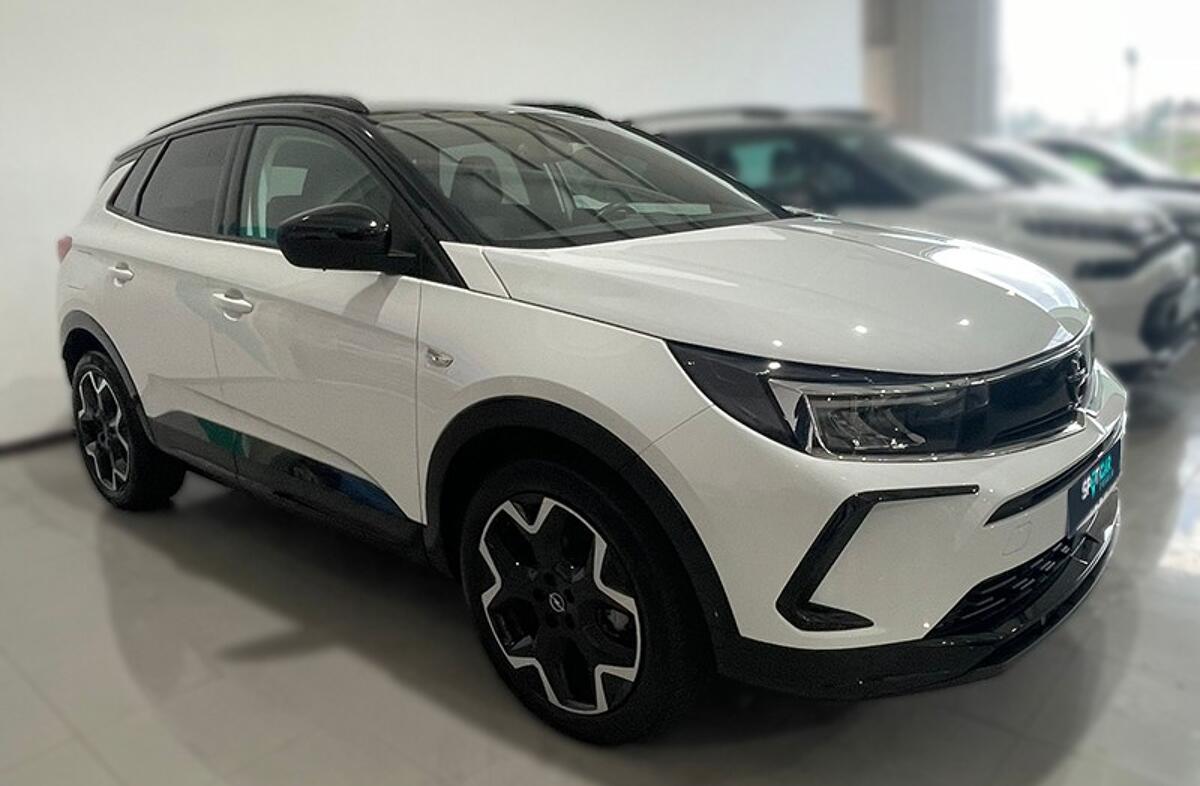 OPEL Grandland 1.2 Hybrid GS eDCT
