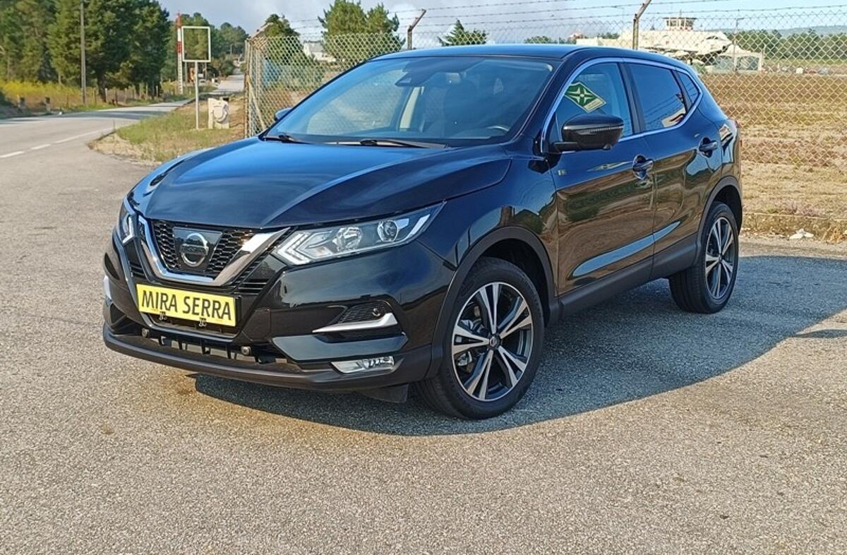 NISSAN Qashqai 1.2 DIG-T N-Connecta