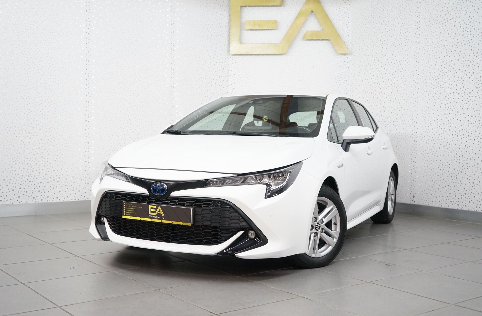 TOYOTA Corolla 1.8 Hybrid Active