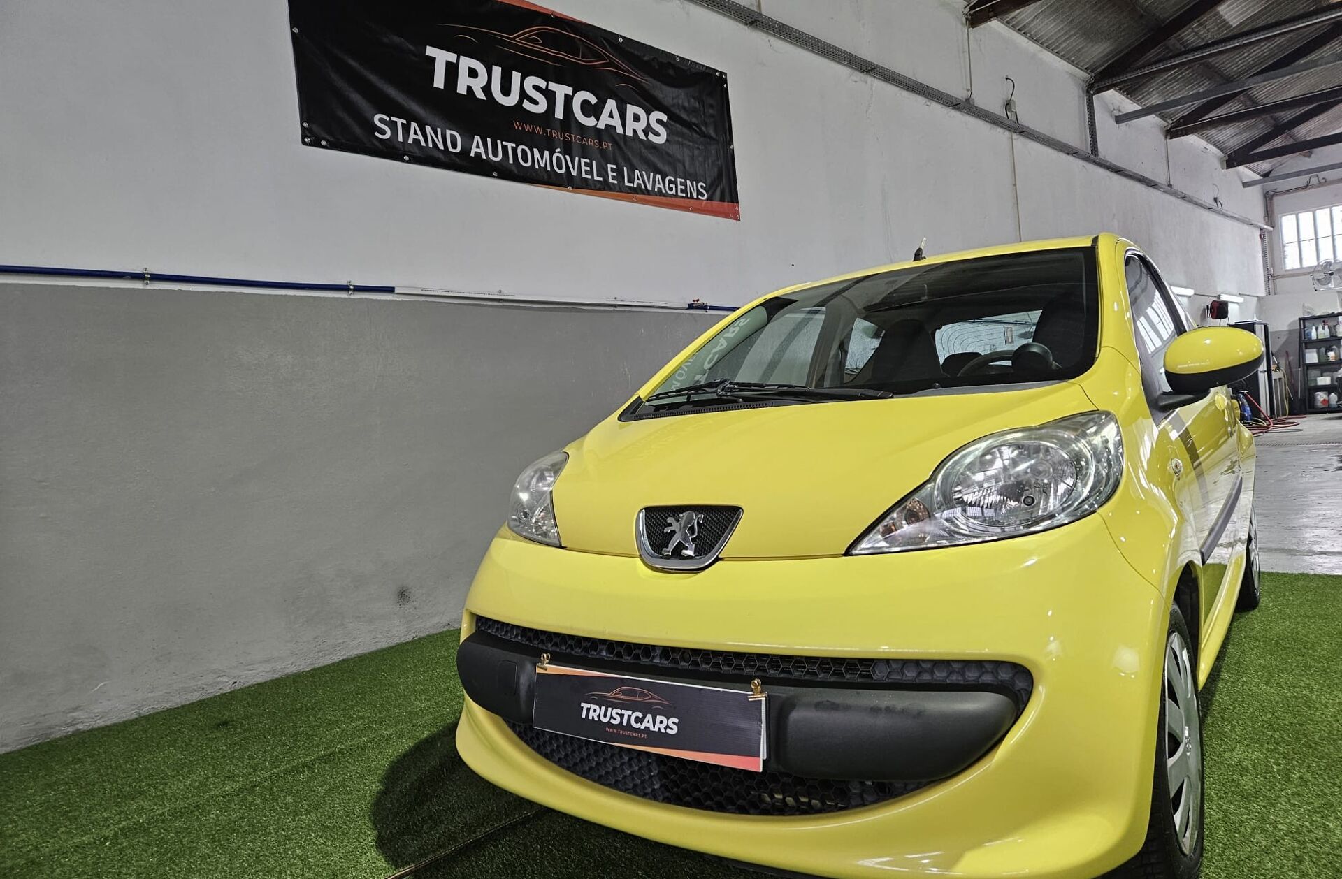 PEUGEOT 107 1.0 Trendy 2 Tronic