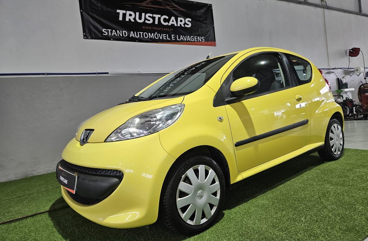 PEUGEOT 107 1.0 Trendy 2 Tronic