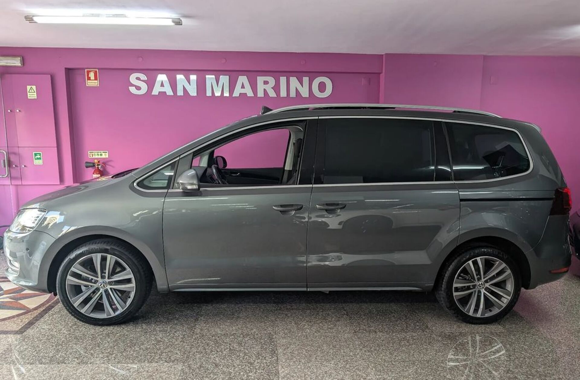 VOLKSWAGEN Sharan 1.4 TSI Highline DSG