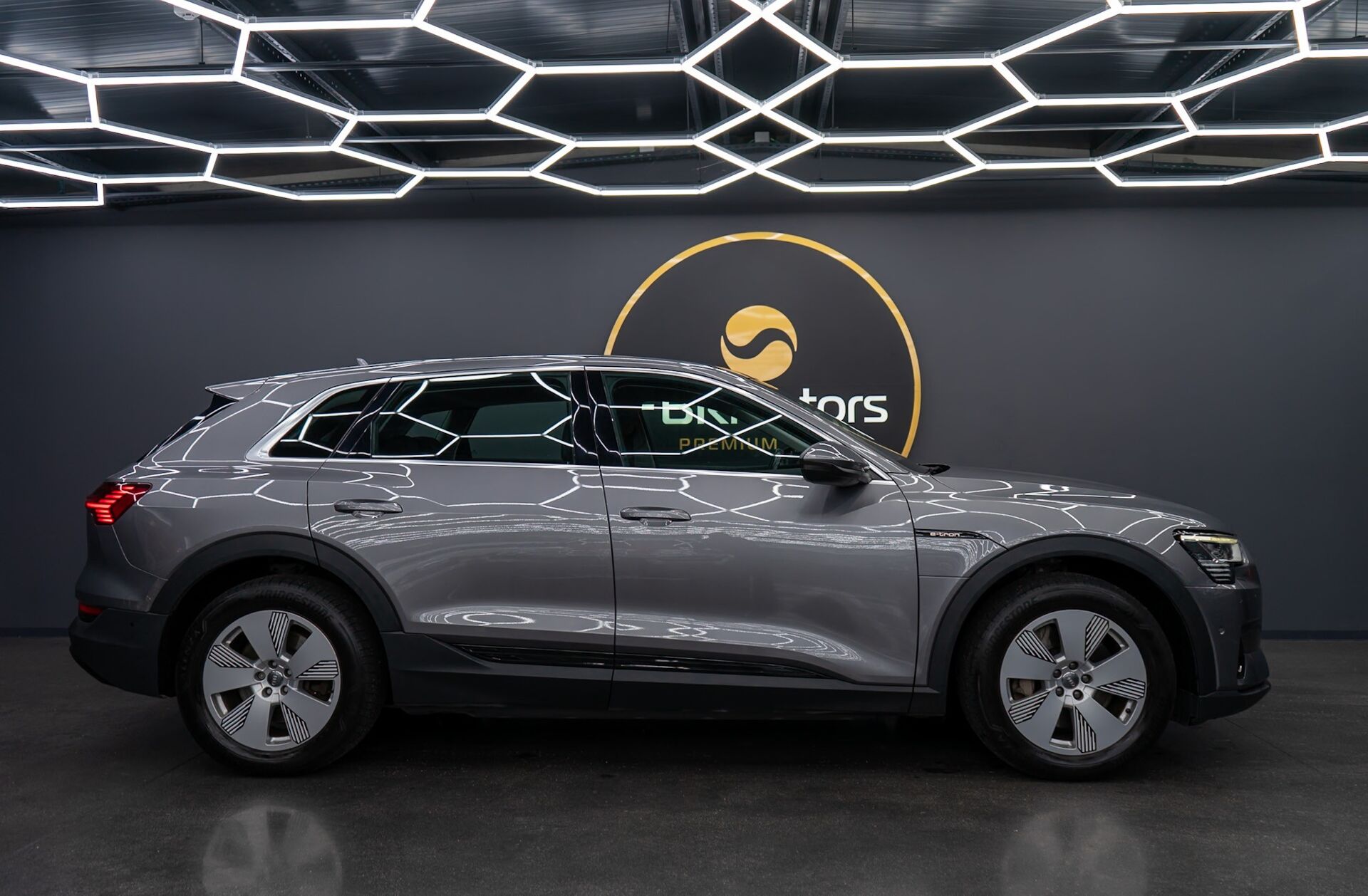 AUDI e-tron 55 quattro Advanced