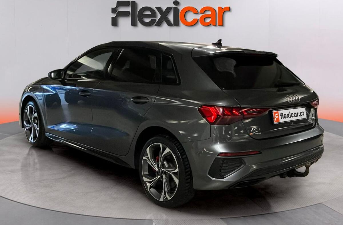 AUDI A3 SB 45 TFSIe S line