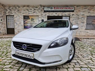 VOLVO V40 1.6 D2 Momentum