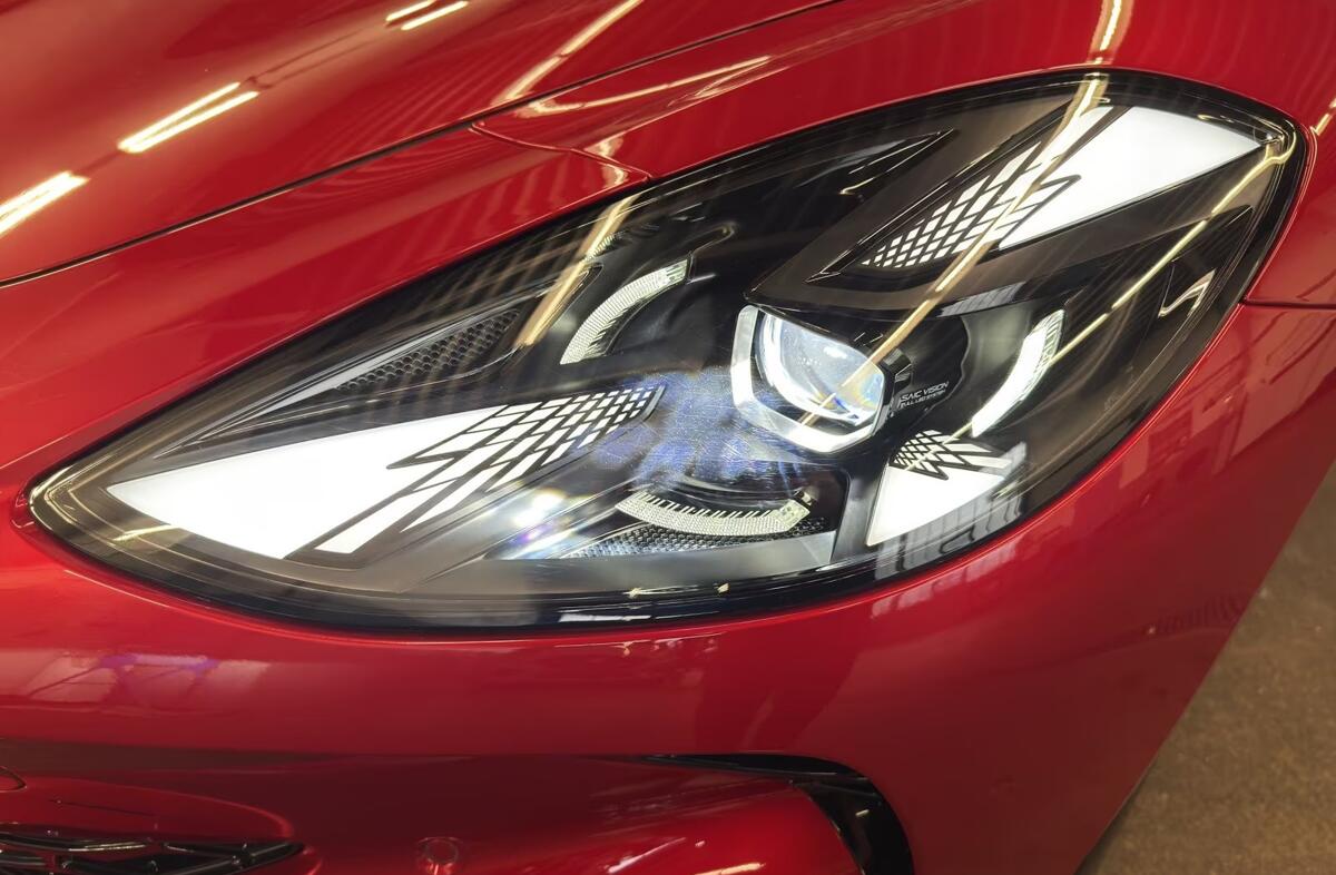 MG ZS 72.6 kWh Luxury