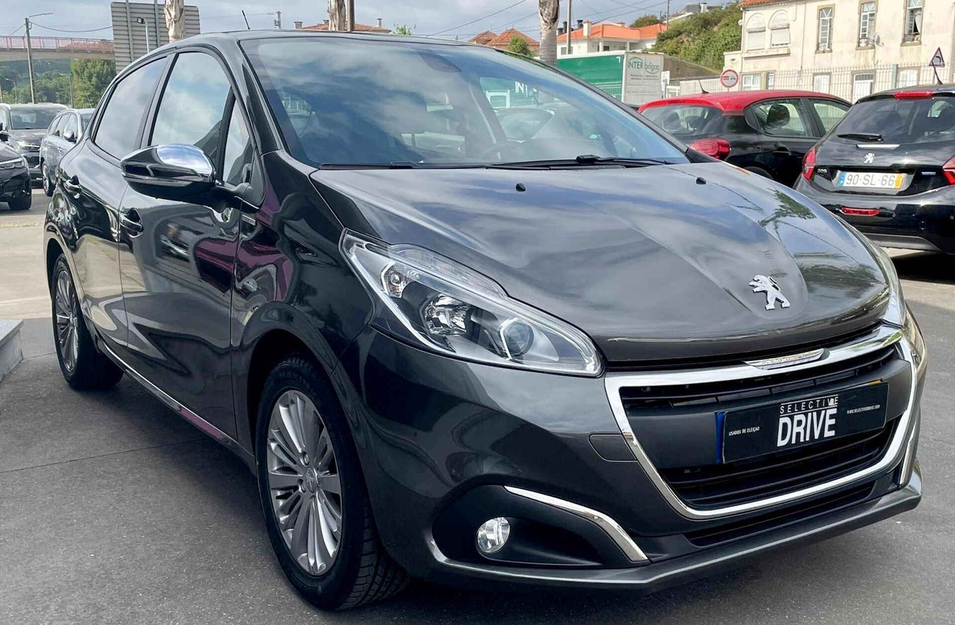 PEUGEOT 208 1.2 PureTech Style