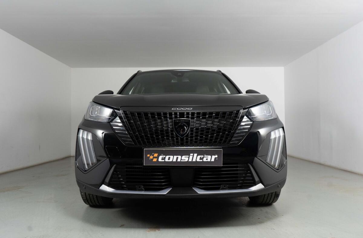 PEUGEOT 2008 1.2 PureTech Allure