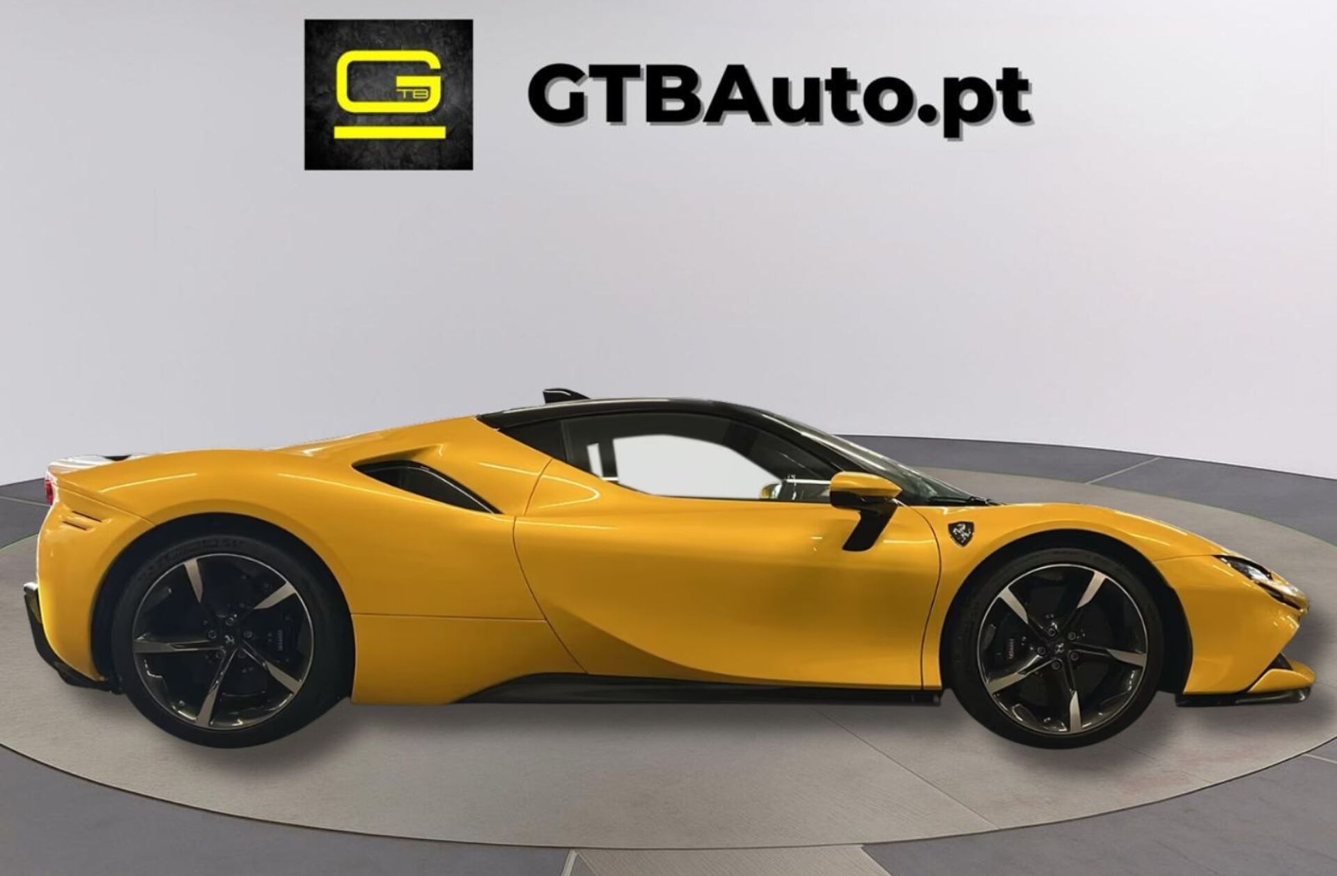 FERRARI SF90 Stradale