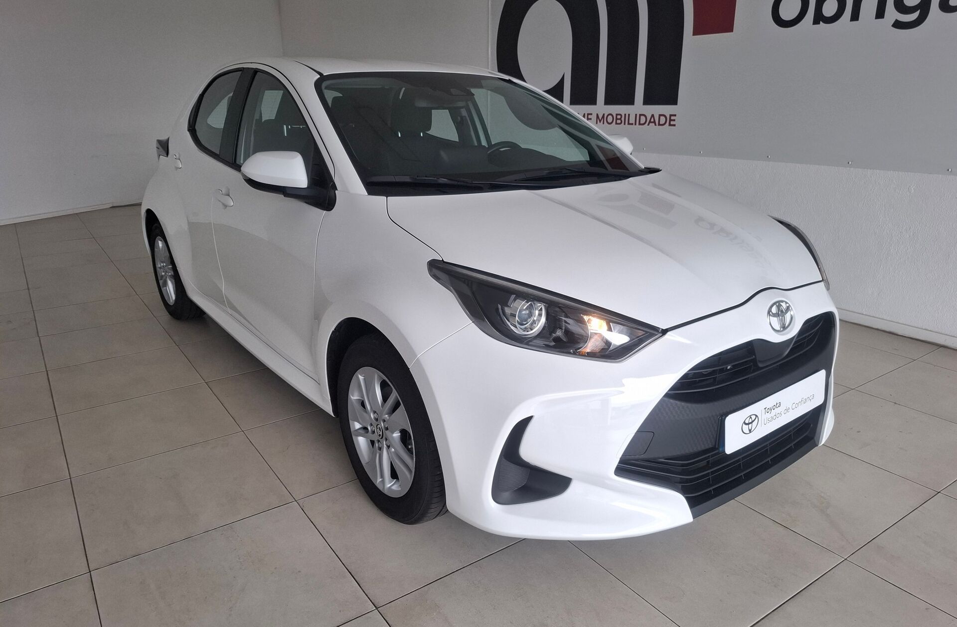 TOYOTA Yaris 1.0 VVT-i Comfort Plus