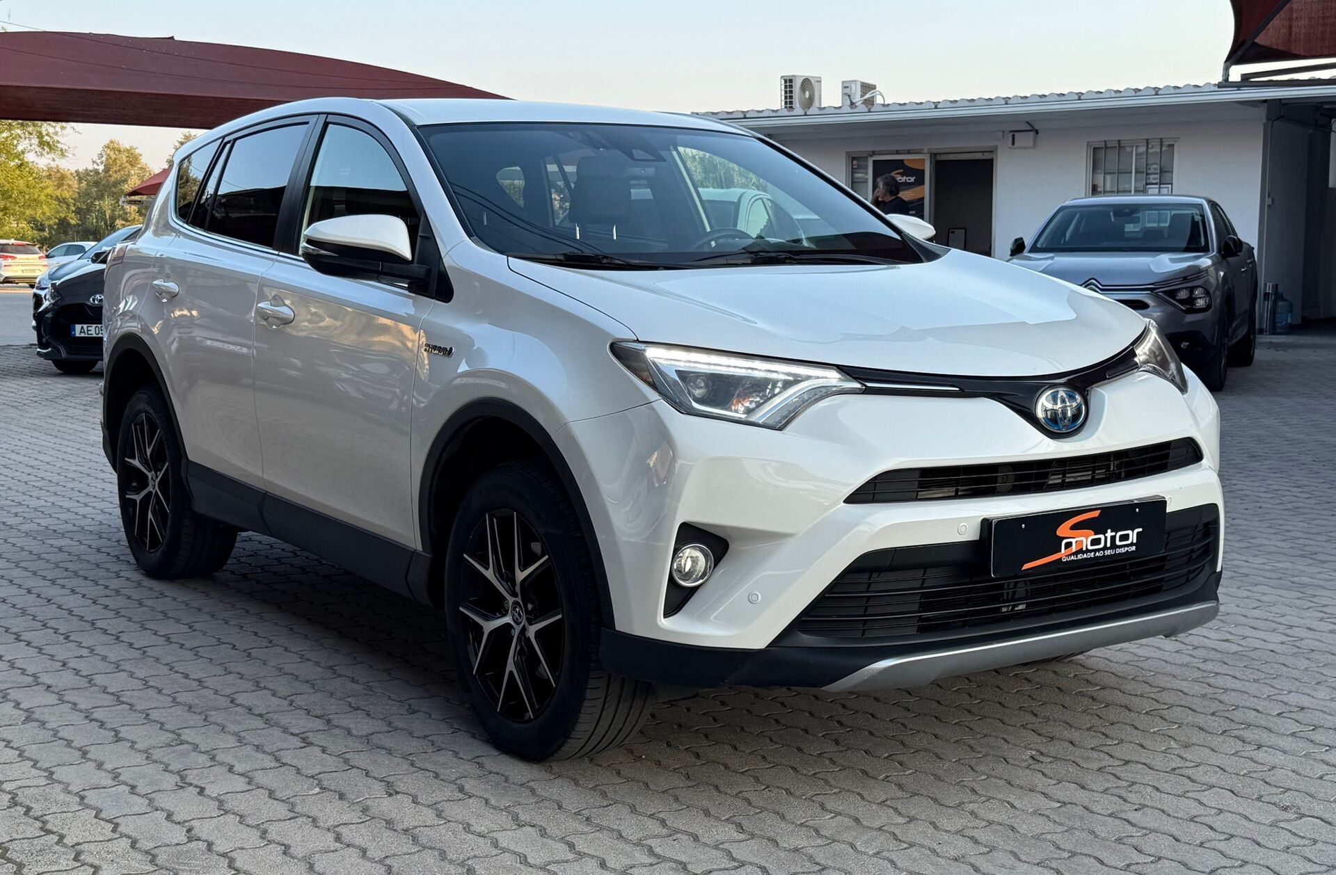 TOYOTA RAV 4 2.5 HSD Comfort