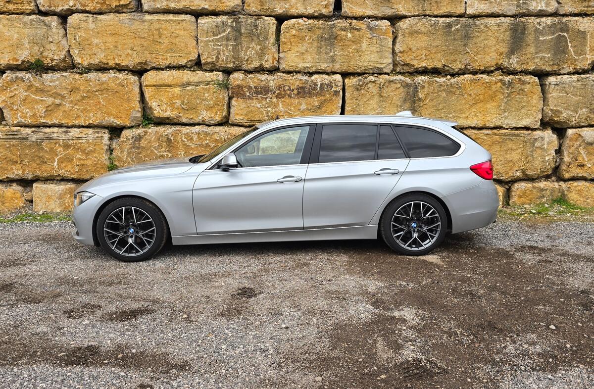 BMW Serie-3 320 d Touring Auto