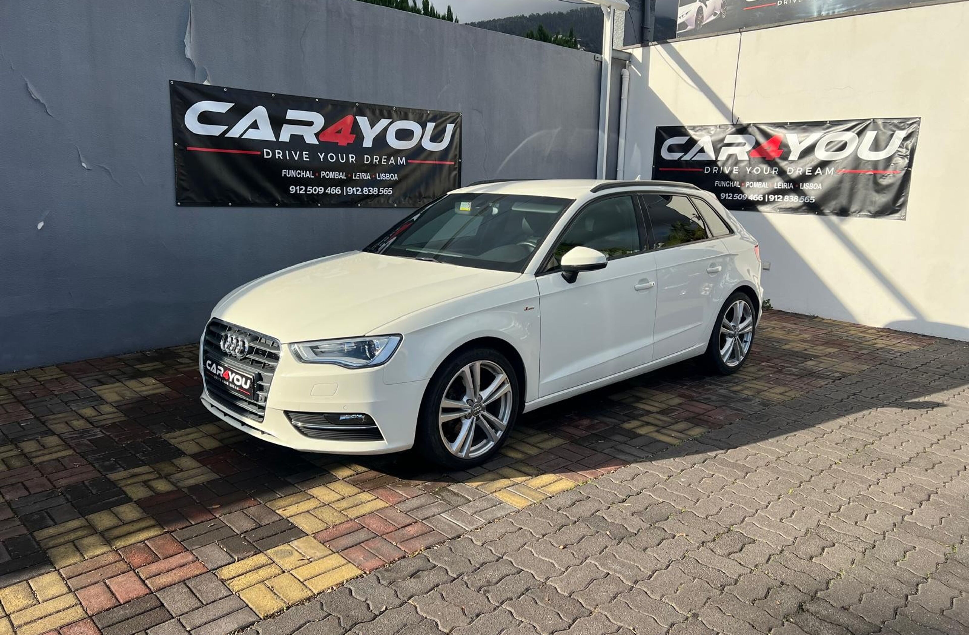 AUDI A3 1.6 TDi S-line