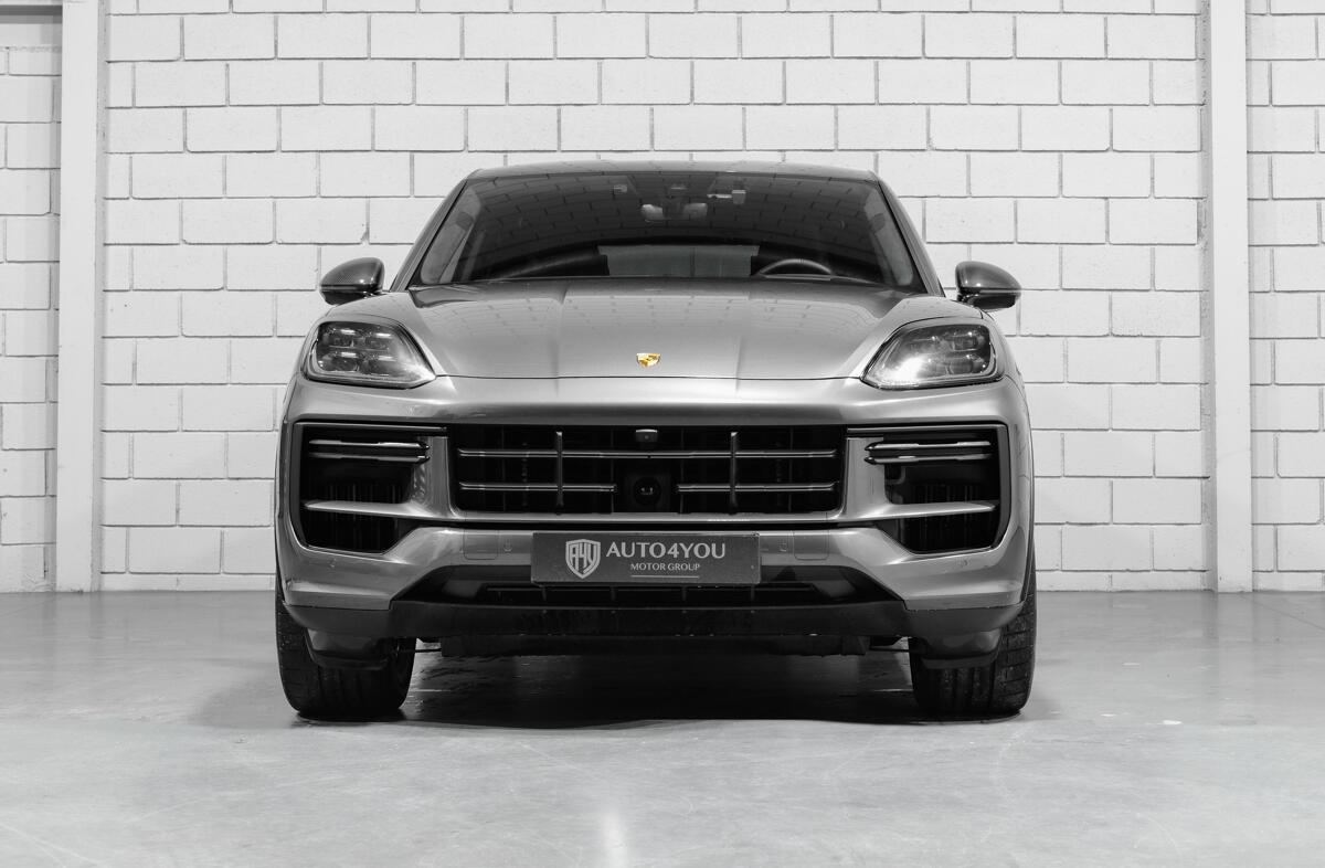 PORSCHE Cayenne Turbo E-Hybrid Pacote GT