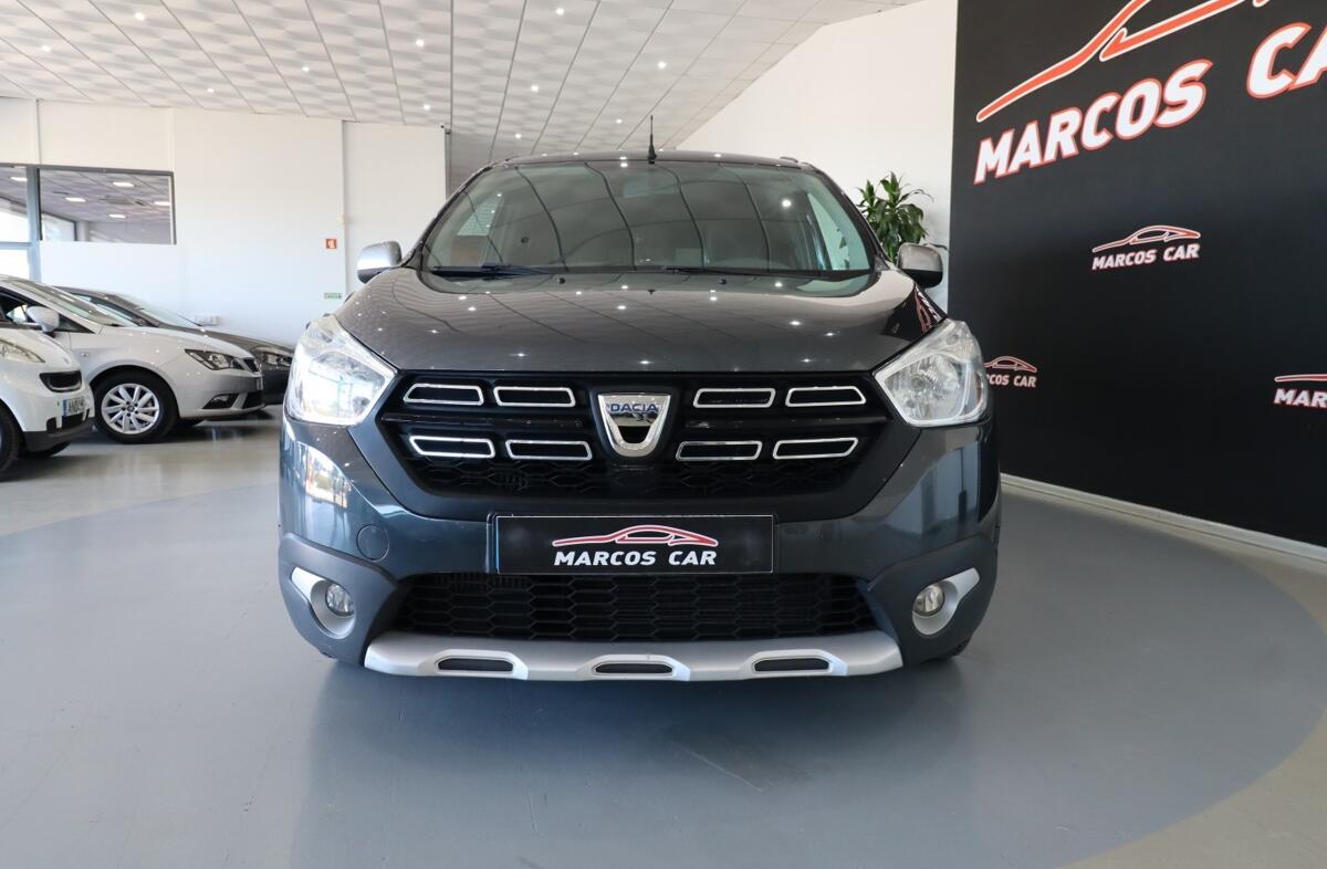 DACIA Lodgy 1.5 Blue dCi Stepway 7L