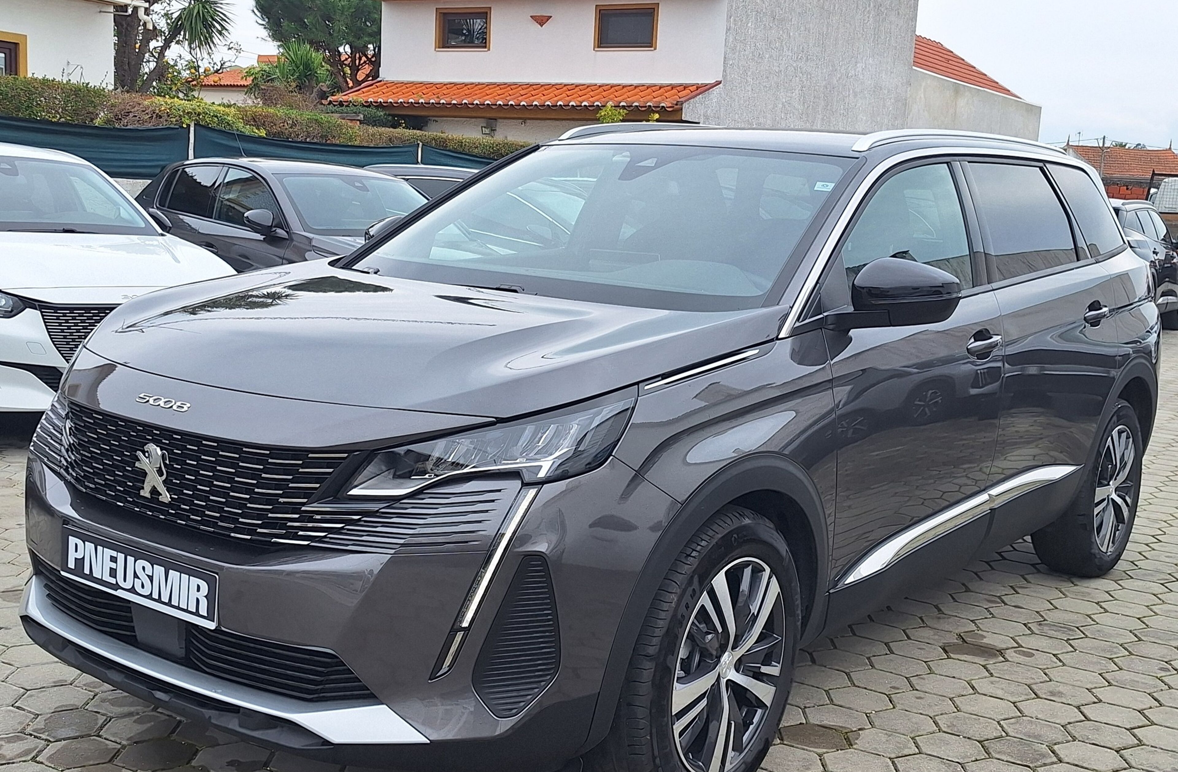 PEUGEOT 5008 1.5 BlueHDi Allure Pack EAT8