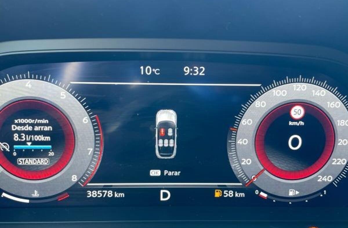 NISSAN Qashqai 1.3 DIG-T N-Connecta Xtronic