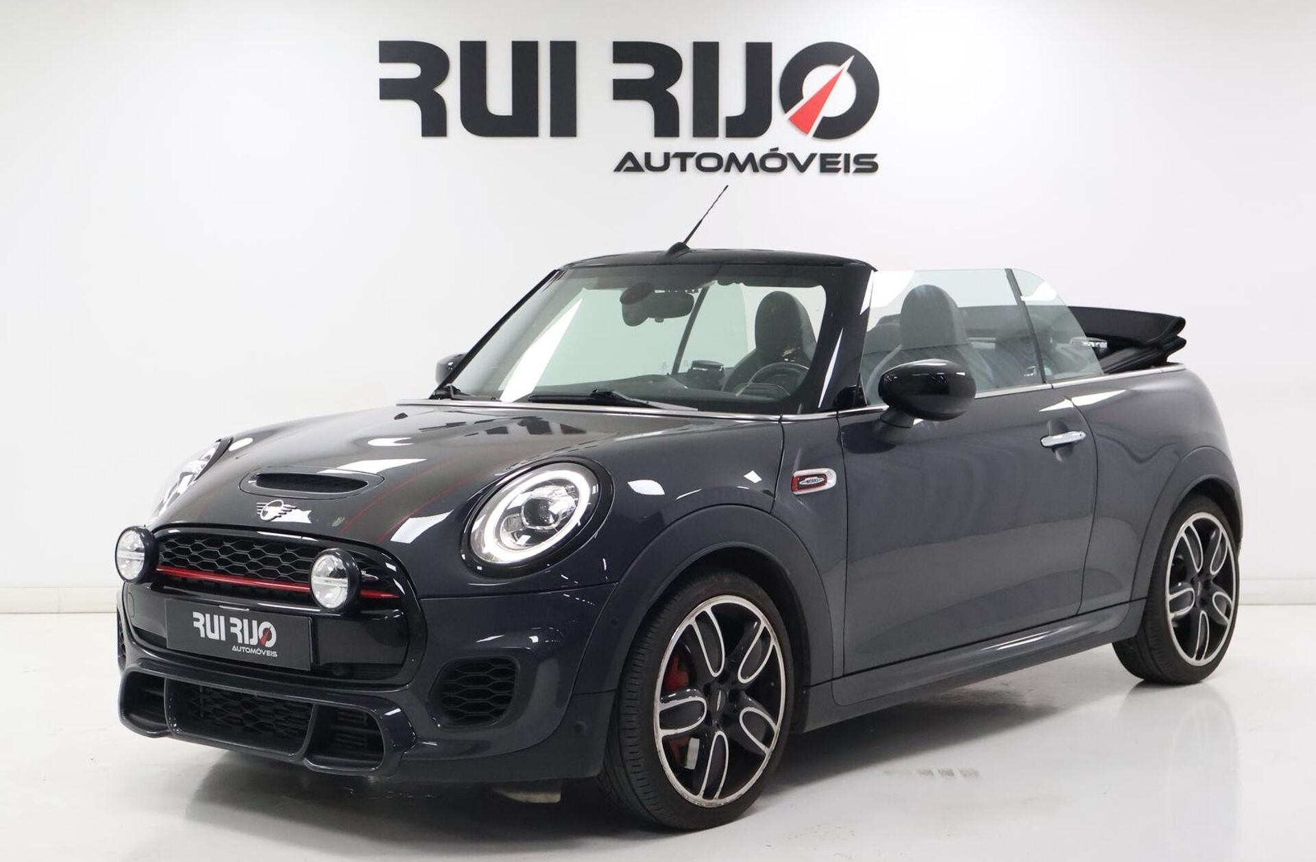 MINI Mini John Cooper Works Plus Auto Desportiva