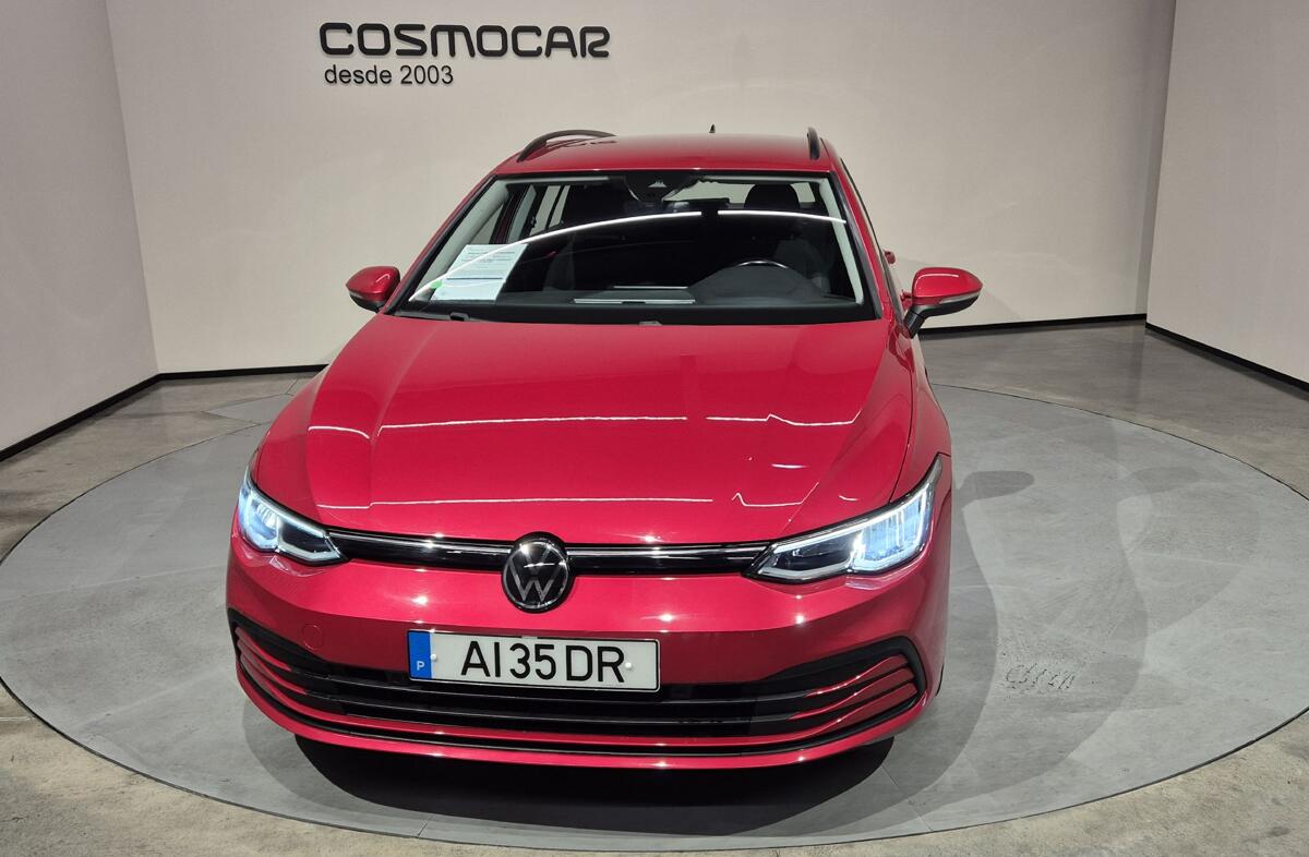 VOLKSWAGEN Golf 1.5 TSI Life