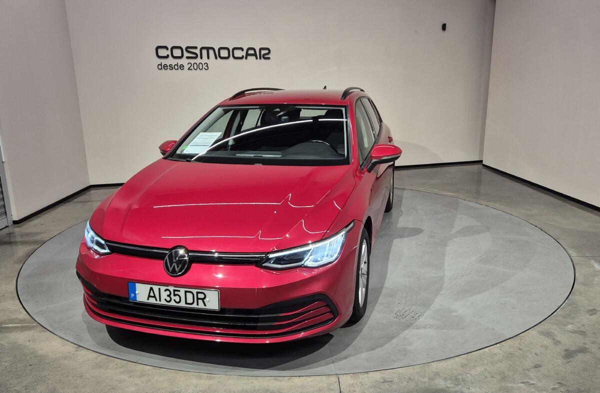 VOLKSWAGEN Golf 1.5 TSI Life