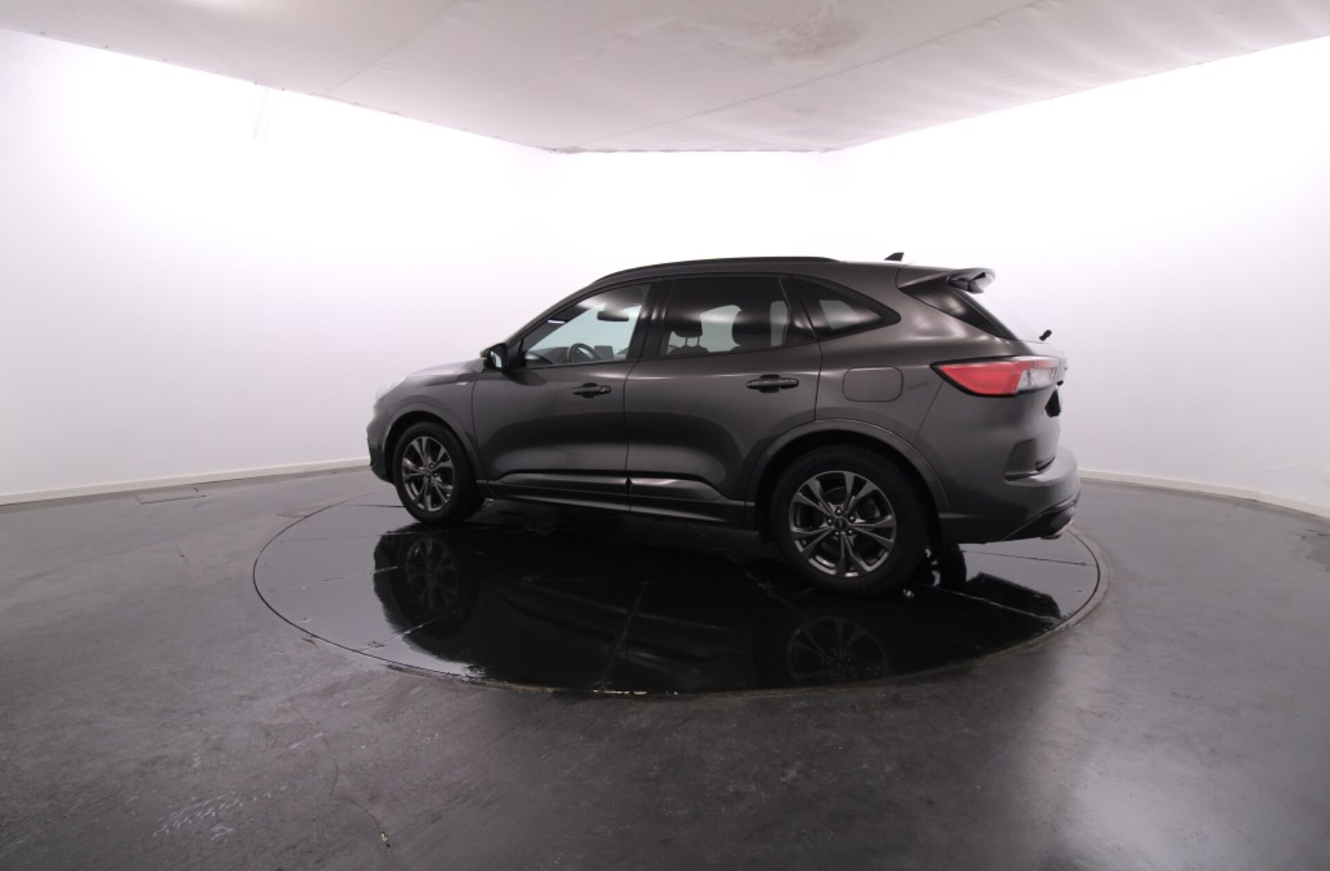 FORD Kuga 1.5 TDCi EcoBlue ST-Line