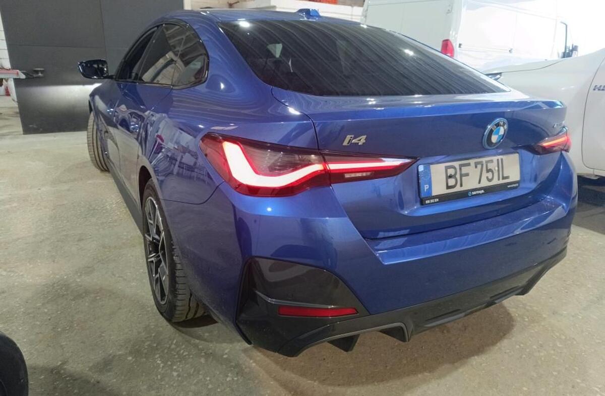 BMW i4 eDrive40 Pack Desportivo M