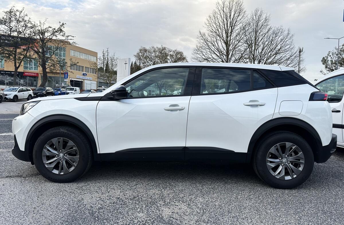 PEUGEOT 2008 1.5 BlueHDi Active Pack EAT8