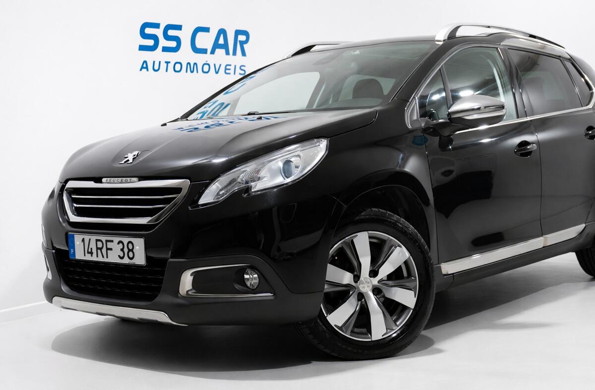 PEUGEOT 2008 1.2 PureTech Style