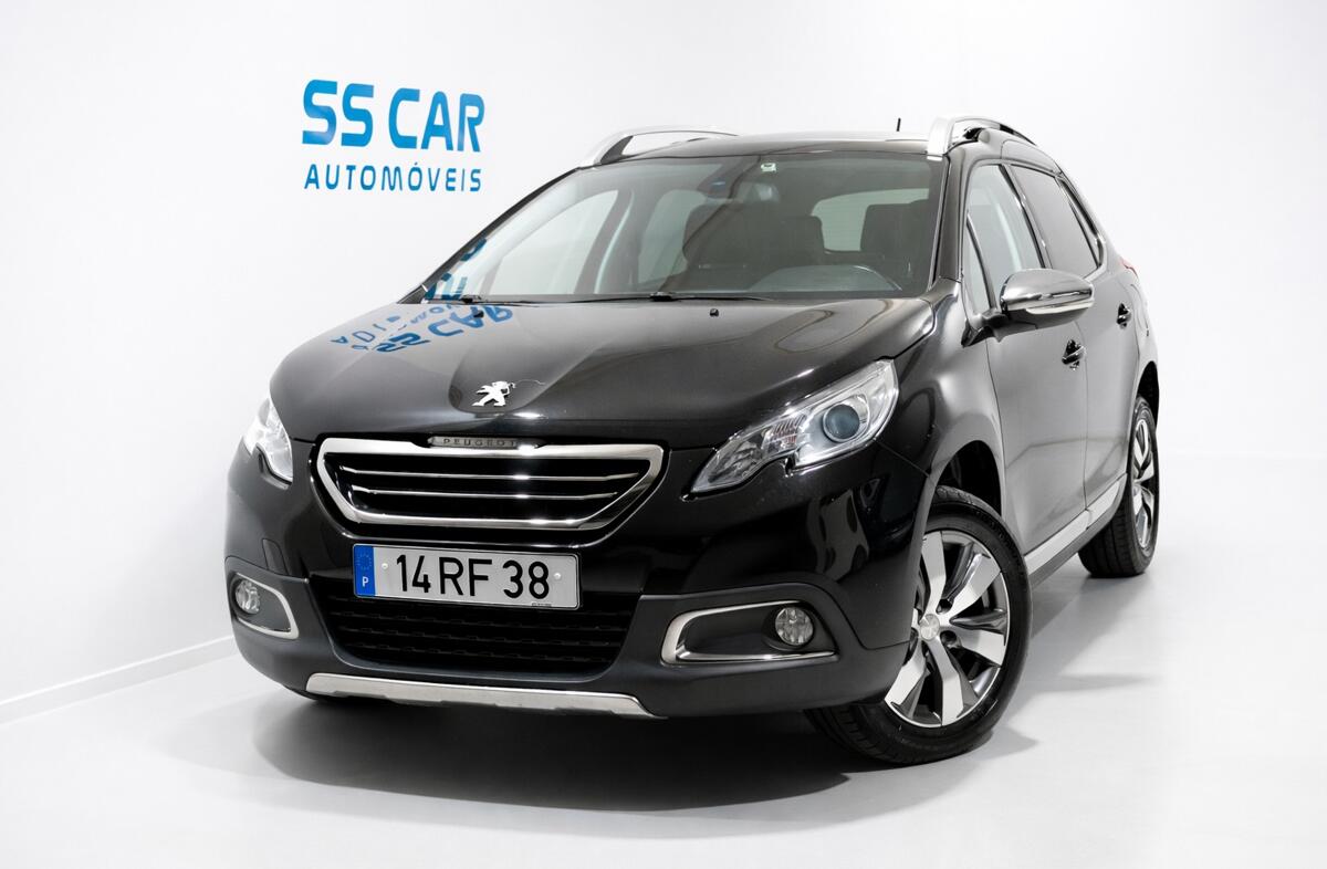 PEUGEOT 2008 1.2 PureTech Style