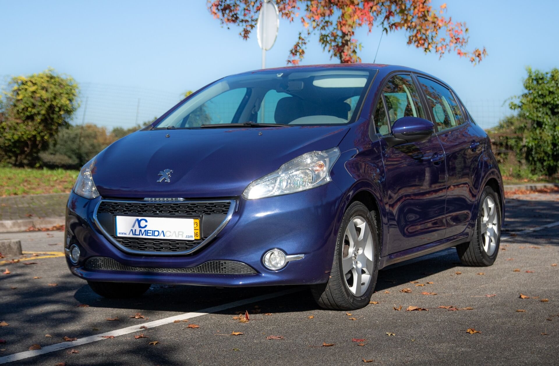 PEUGEOT 208 1.4 HDi Allure